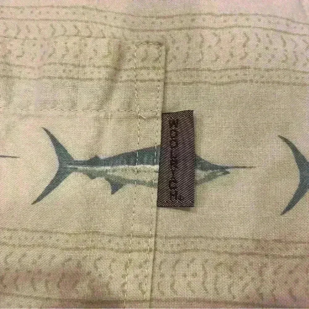 Woolrich Men’s Short Sleeve Swordfish Print Button Down Size L Pale Yellow